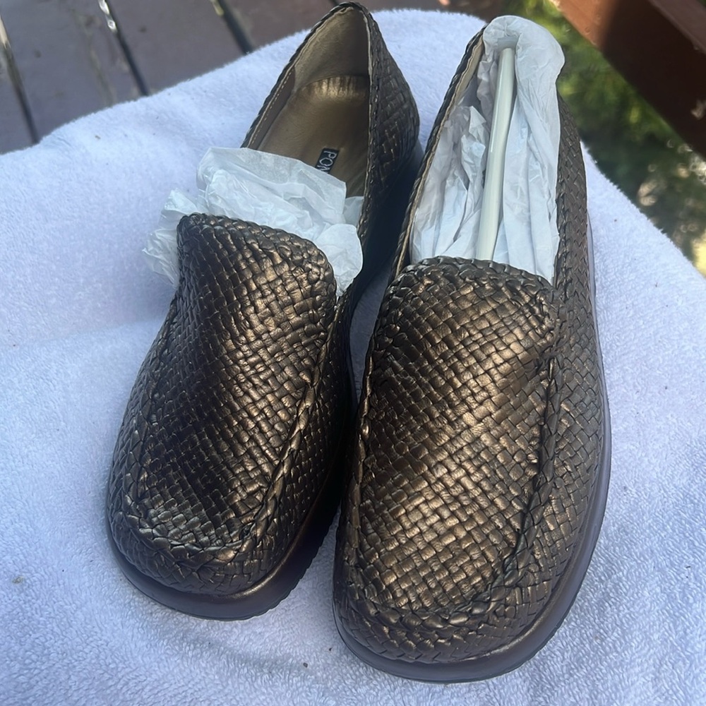 Pons Quintana bronze leather loafers new. Size 38.5 fits like a 8.5 or 9.in  box